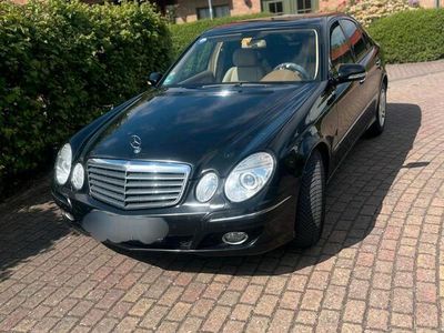 Mercedes E280