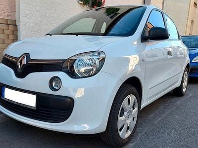 Weiß Gebraucht 2017 Renault Twingo Life Kleinwagen | 6.950 € (Fairer Preis)