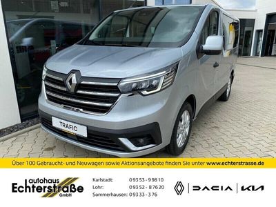 Grau Gebraucht 2021 Renault Trafic Life Van / Kleinbus | 42.990 €