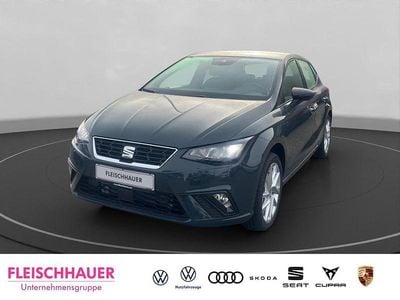 Blau Neu 2025 Seat Ibiza FR Limousine | 25.981 € (Fairer Preis)