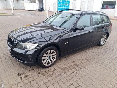 Gebraucht BMW 318 143 PS (105 kW) 2007 Schwarz Kombi