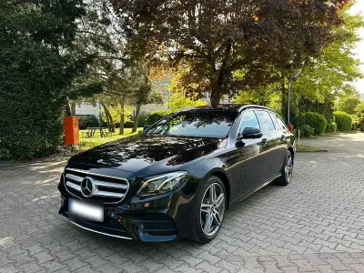 Używany Mercedes E400 AMG line 340 KM (250 kW) 2018 Czarny Kombi