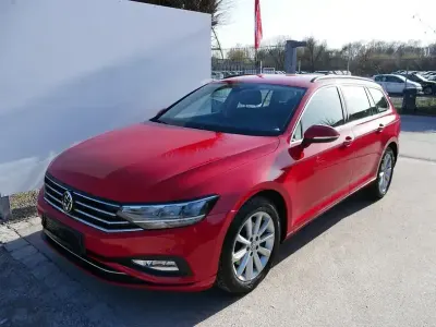 Używany VW Passat Business 150 KM (110 kW) 2021 Czerwony Kombi