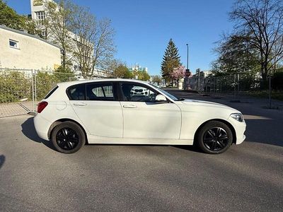 Usata BMW 118 136 CV (100 kW) 2015 Bianco Utilitaria
