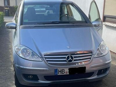 Gebraucht Mercedes A200 Elegance 136 PS (100 kW) 2008 Blau Limousine