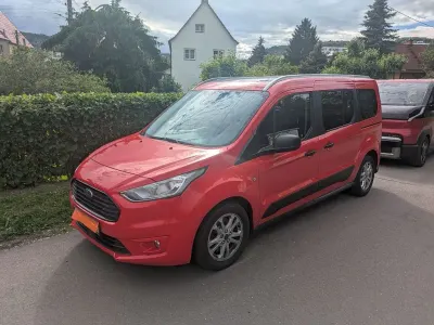 Gebraucht Ford Tourneo Connect Trend 120 PS (88 kW) 2018 Rot Van / Kleinbus