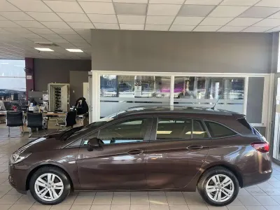 Brugt Opel Astra 150 HK (110 kW) 2017 Brun Stationcar