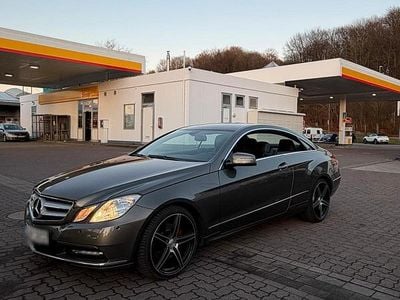 Gebraucht Mercedes E350 265 PS (194 kW) 2012 Coupé