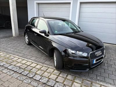 Gebraucht Audi A1 Sportback Attraction 86 PS (63 kW) 2013 Schwarz Kleinwagen