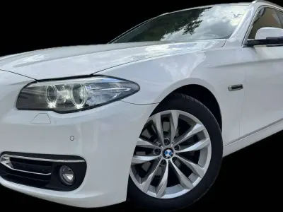 Gebraucht BMW 520 190 PS (139 kW) 2015 Alpinweiss iii Kombi