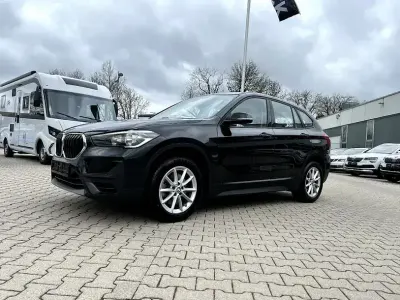 Używany BMW X1 Advantage 192 KM (141 kW) 2020 Czarny SUV