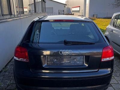 Second-hand Audi A3 Attraction 105 CP (77 kW) 2007 Negru Hatchback