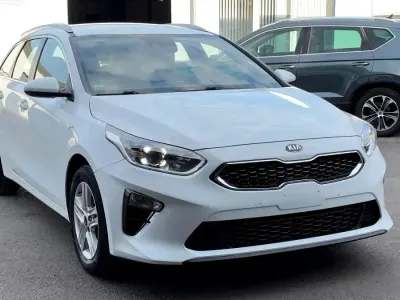 Gebraucht Kia Ceed Sportswagon 140 PS (102 kW) 2021 Weiß Kombi