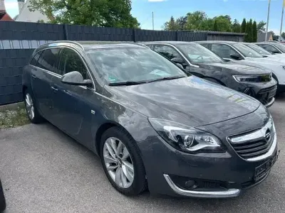 Gebraucht Opel Insignia Innovation 170 PS (125 kW) 2016 Grau Kombi