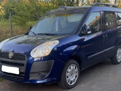 Brugt Fiat Doblò 95 HK (69 kW) 2010 Blå MPV