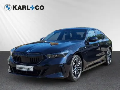 Gebraucht BMW 530e M Sport 299 PS (219 kW) 2024 Schwarz Limousine