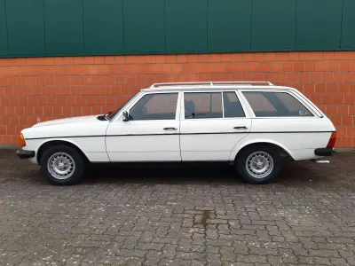 Gebraucht Mercedes 240 72 PS (52 kW) 1985 Classicweiss Kombi