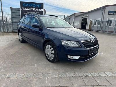 Gebraucht Skoda Octavia Ambition 150 PS (110 kW) 2014 Blau Kleinwagen