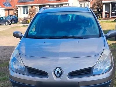 Second-hand Renault Clio GrandTour Dynamique 111 CP (81 kW) 2009 Auriu Break