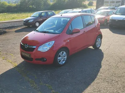 Gebraucht Opel Agila Edition 94 PS (69 kW) 2012 Rot Kleinwagen