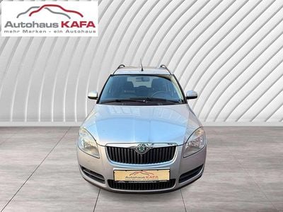 Gebraucht Skoda Roomster Plus Edition 69 PS (50 kW) 2009 Brilliantsilber metallic Van / Kleinbus