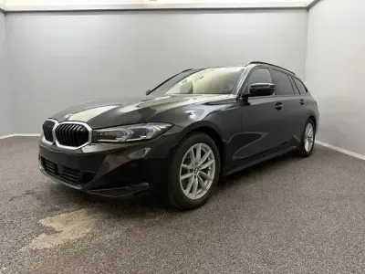 Usata BMW 318 Shadowline 150 CV (110 kW) 2023 Nero Station wagon