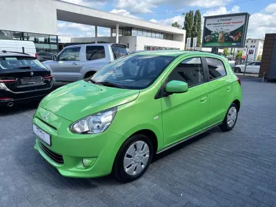 Gebraucht Mitsubishi Space Star Top 80 PS (58 kW) 2015 Grün Limousine
