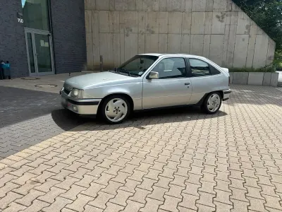 Gebraucht Opel Kadett 150 PS (110 kW) 1990 Silber Kleinwagen