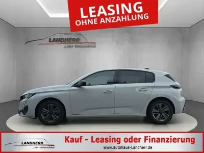 Gebraucht Peugeot 308 Allure 131 PS (96 kW) 2024 Weiss Limousine
