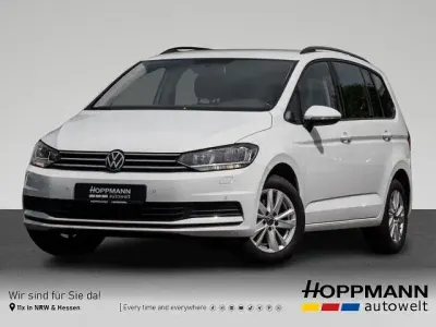 Gebraucht VW Touran Comfortline 150 PS (110 kW) 2021 Pure white Van / Kleinbus