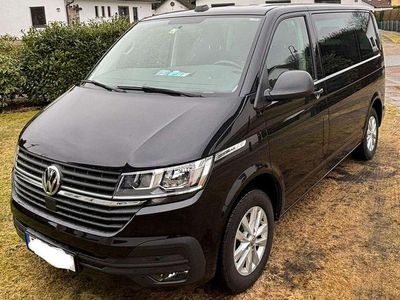 Gebraucht VW Multivan Family 150 PS (110 kW) 2020 Schwarz Van / Kleinbus