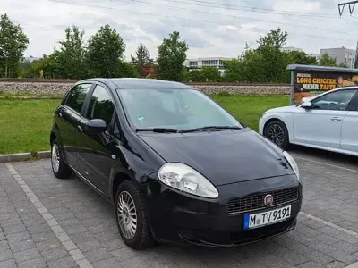 Gebraucht Fiat Punto Active 77 PS (56 kW) 2008 Schwarz Kleinwagen