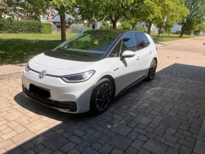 Gebraucht VW ID.3 Pro Performance 150 kW (204 PS) 2021 Weiß Kleinwagen