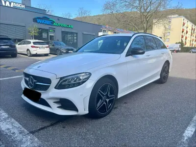 Gebraucht Mercedes 200 AMG 184 PS (135 kW) 2019 Weiß Kombi