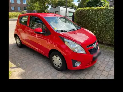 Gebraucht Chevrolet Spark 68 PS (50 kW) 2011 Rot Kleinwagen
