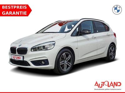 Gebraucht BMW 218 Active Tourer Sport Line 150 PS (110 kW) 2017 Weiß Van / Kleinbus