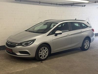 Gebraucht Opel Astra Edition 136 PS (100 kW) 2018 Grau Kombi