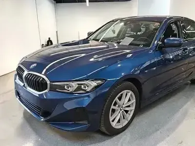 Gebraucht BMW 320 Shadowline 190 PS (139 kW) 2023 Blau Limousine