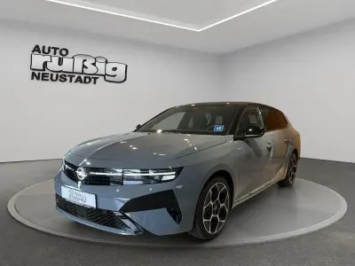 Neu Opel Astra 131 PS (96 kW) 2026 Grafik grau (uni) Kombi