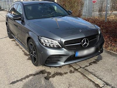 Gebraucht Mercedes C220 AMG line 194 PS (142 kW) 2018 Grau Kombi