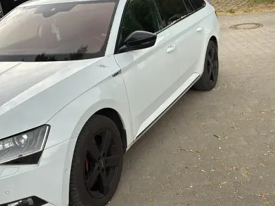 Gebraucht Skoda Superb Sport 280 PS (205 kW) 2017 Weiß Kombi