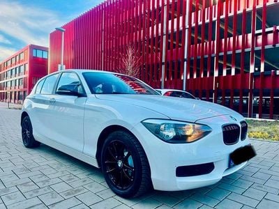 Gebraucht BMW 116 136 PS (100 kW) 2015 Weiß Kleinwagen