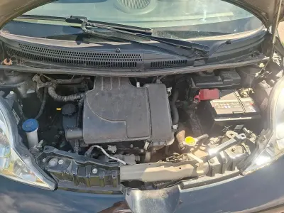 Gebraucht Peugeot 107 68 PS (50 kW) 2010 Schwarz Kleinwagen