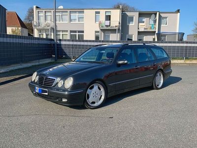 gebraucht Mercedes E240 Avantgarde S210 Kombi