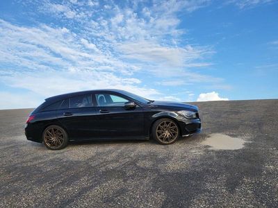 Mercedes CLA220 Shooting Brake
