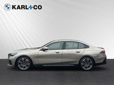 Oxidgrau ii metallic Gebraucht 2024 BMW i5 M Sport Kombi | 61.790 €