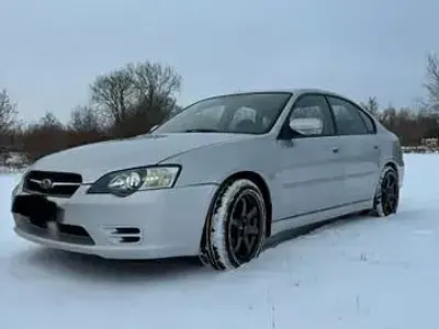 Usata Subaru Legacy 137 CV (100 kW) 2004 Argento Berlina