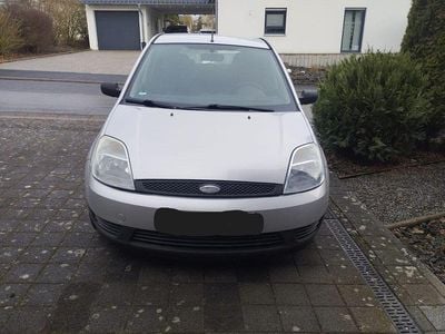 Gebraucht Ford Fiesta Viva 69 PS (50 kW) 2004 Grau Kleinwagen