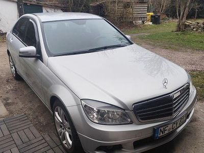 Usata Mercedes 200 136 CV (100 kW) 2010 Argento Berlina