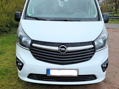Usata Opel Vivaro 145 CV (106 kW) 2018 Bianco Monovolume